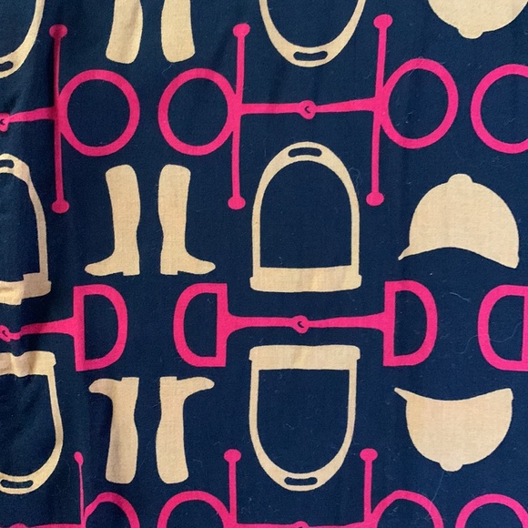 🆕 Haley and the Hound Equestrian Top - Medium - Picture 8 of 8